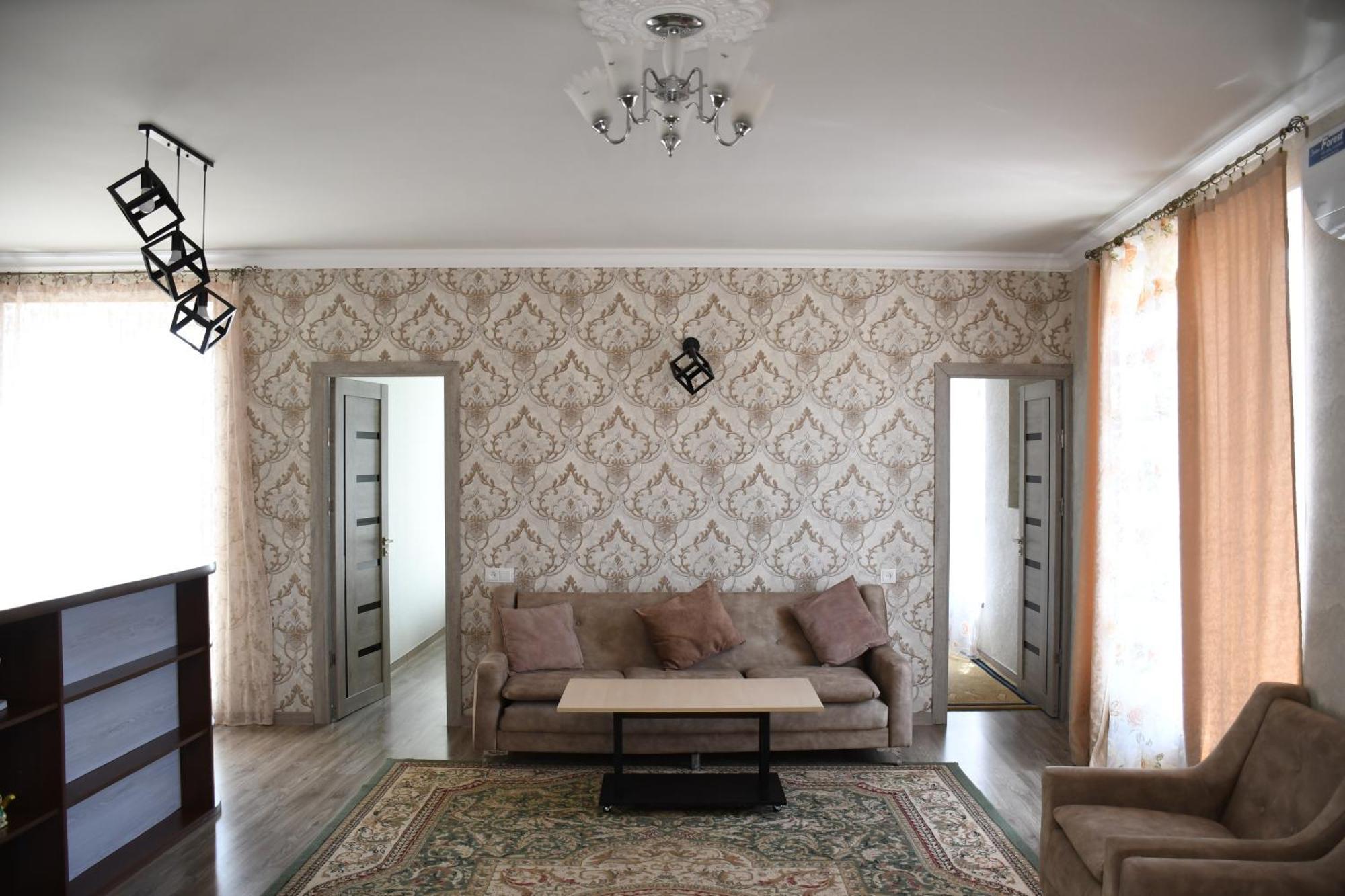 Armani Guest House Martuni Ngoại thất bức ảnh