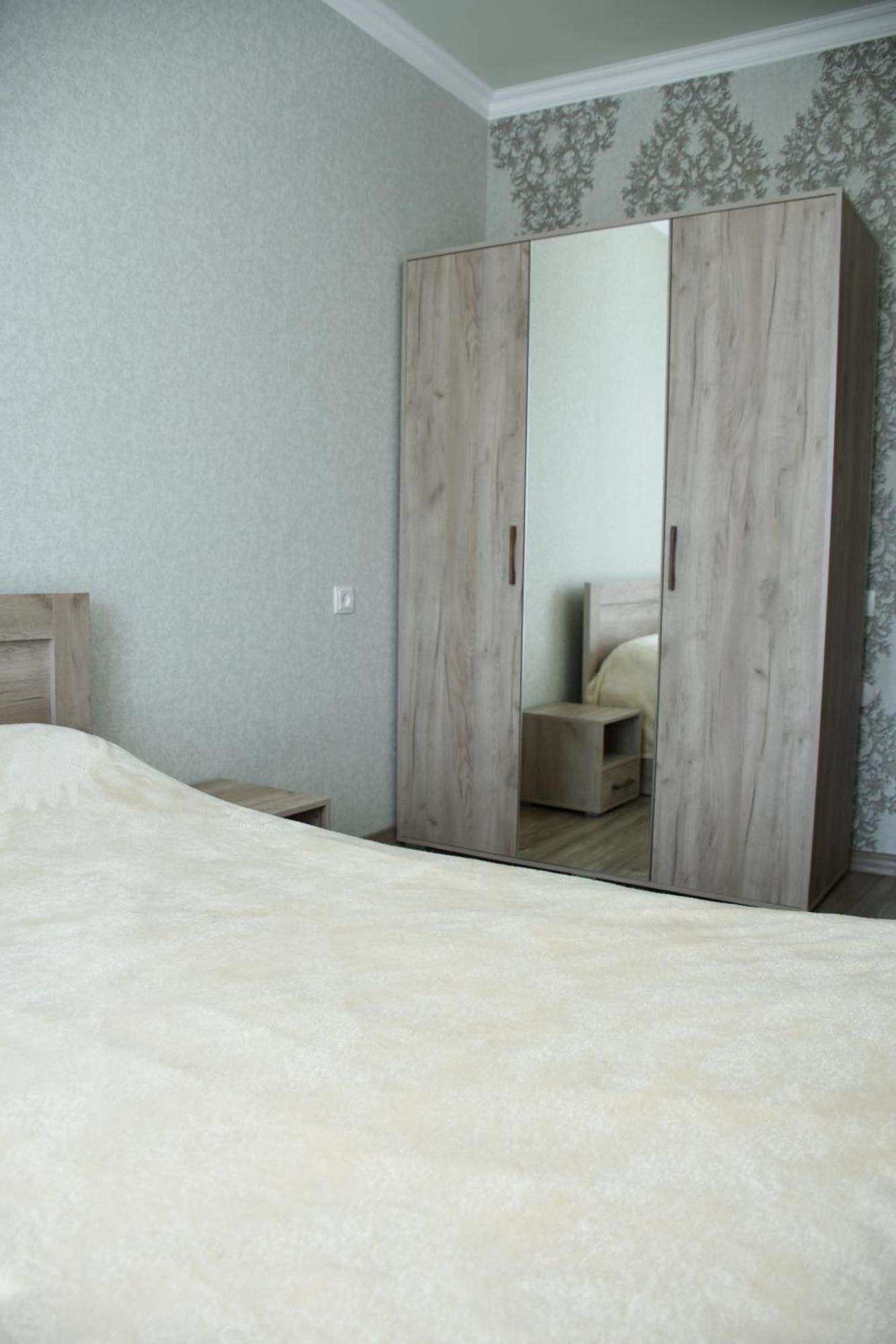 Armani Guest House Martuni Ngoại thất bức ảnh
